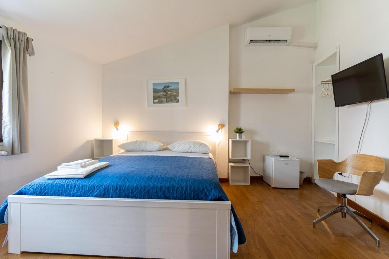 Casa Dell'Escursionista Bed and Breakfast Cerchiara di Calabria Exteriör bild