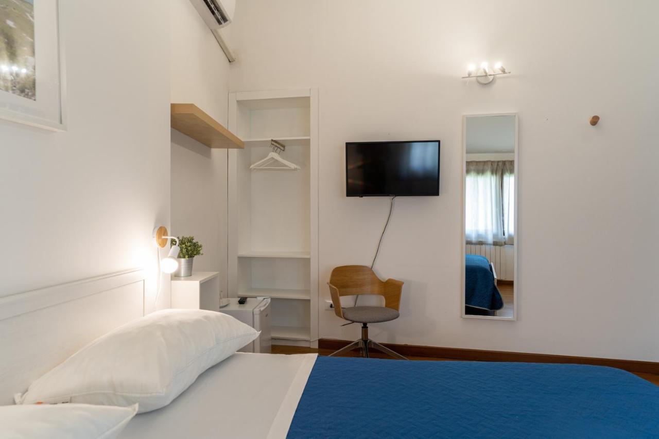 Casa Dell'Escursionista Bed and Breakfast Cerchiara di Calabria Exteriör bild